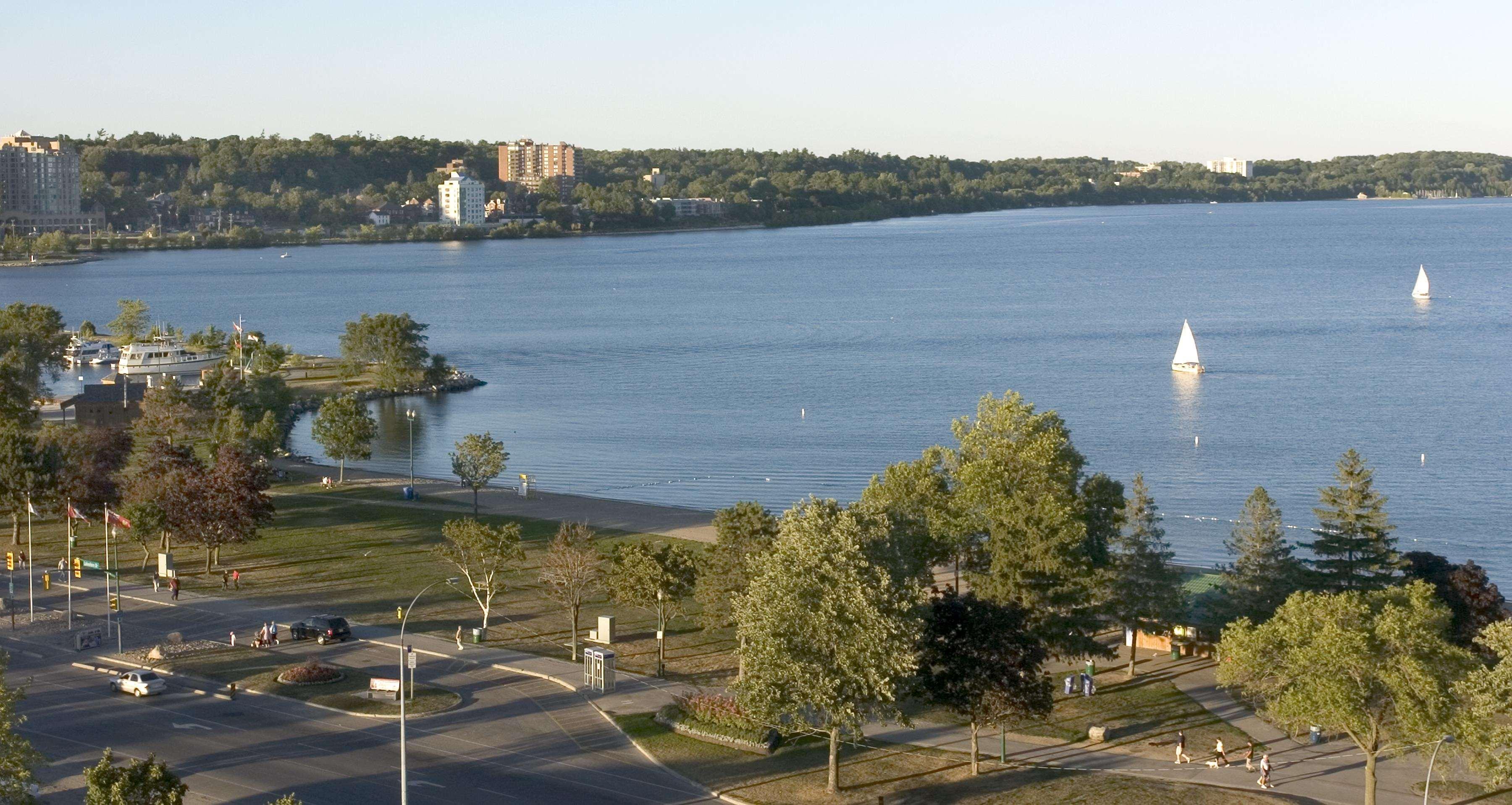 Hampton Inn & Suites By Hilton Barrie Kültér fotó