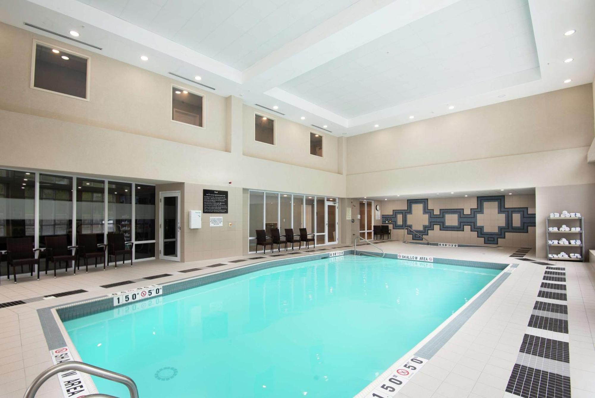 Hampton Inn & Suites By Hilton Barrie Kültér fotó